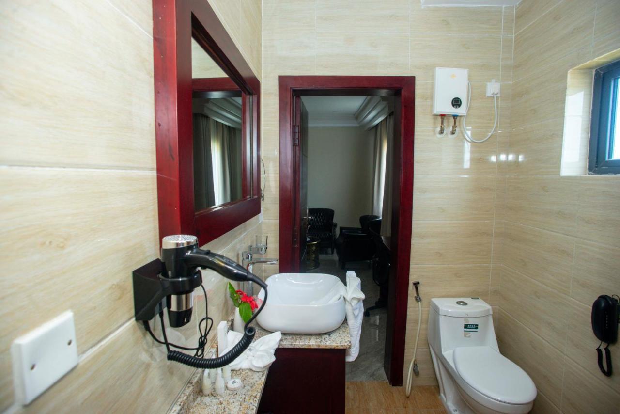 El Doria Hotel Lomé Exteriör bild