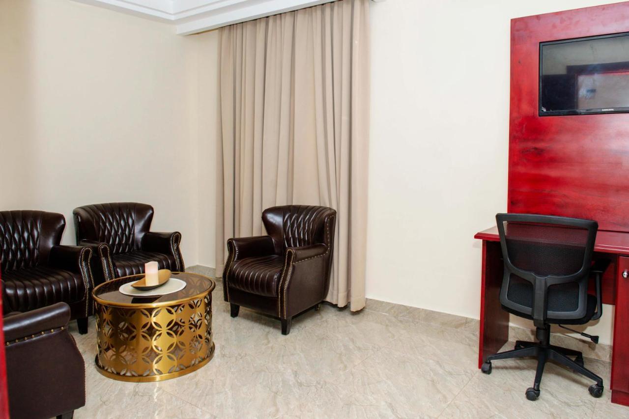 El Doria Hotel Lomé Exteriör bild