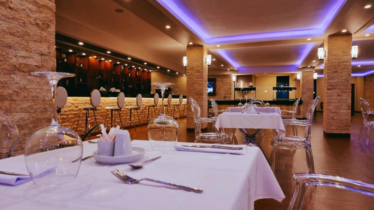 El Doria Hotel Lomé Exteriör bild